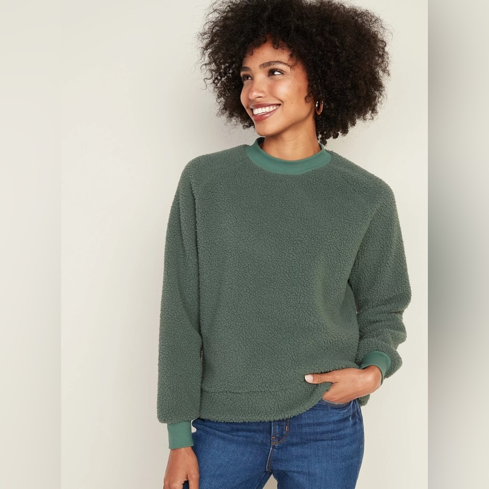 Old navy fleece crewneck